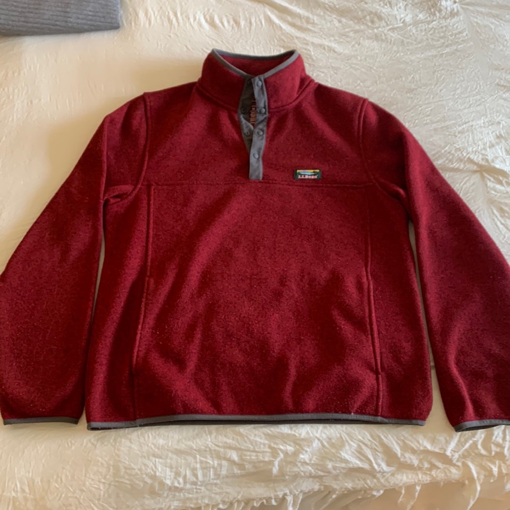 L.L. Bean Men’s solid sweater fleece pullover, Size M
